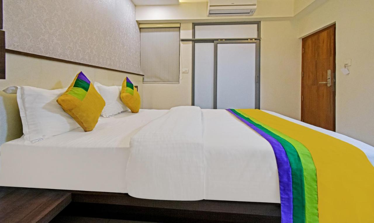 Itsy Hotels Deluxe Inn Chennai Luaran gambar
