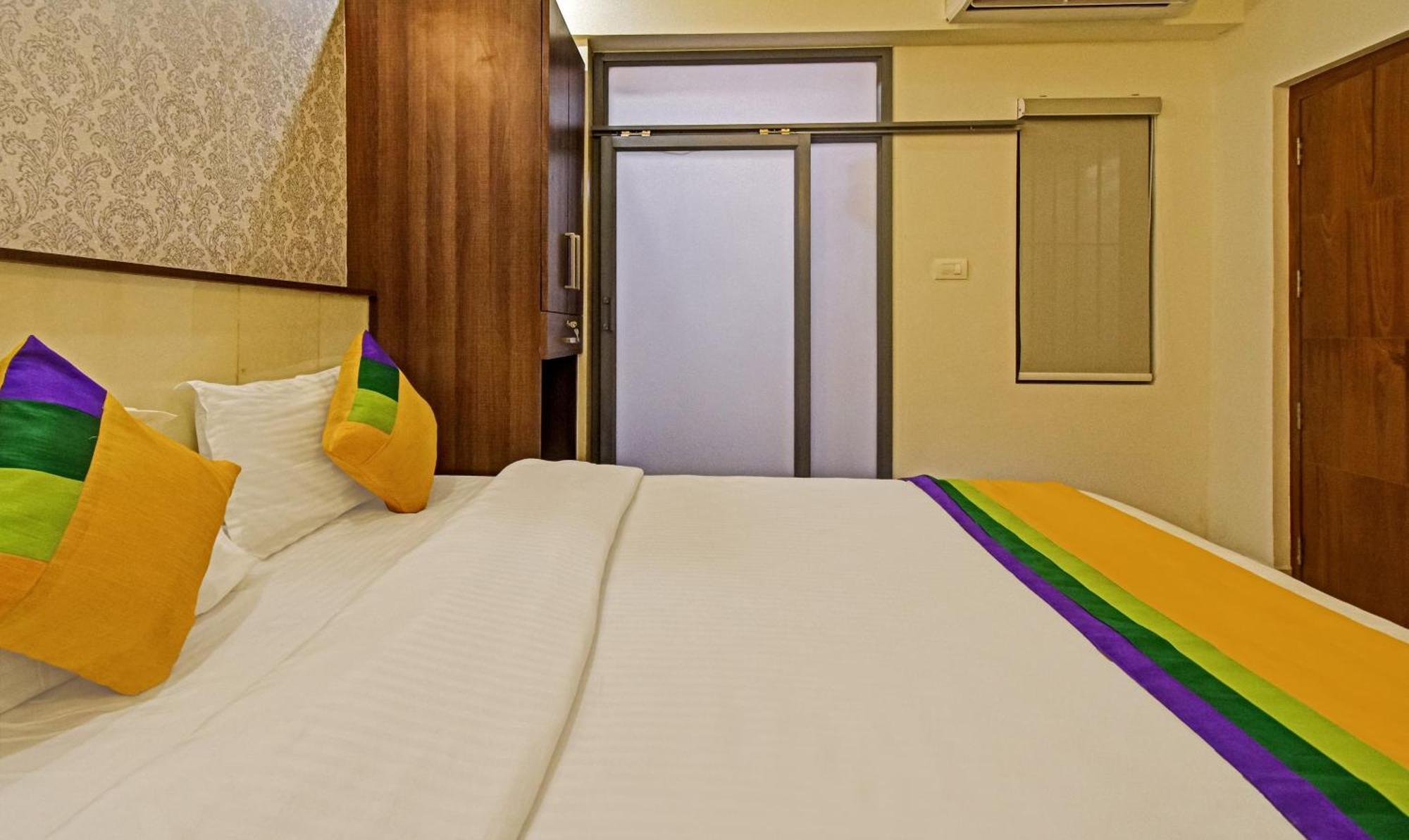 Itsy Hotels Deluxe Inn Chennai Luaran gambar