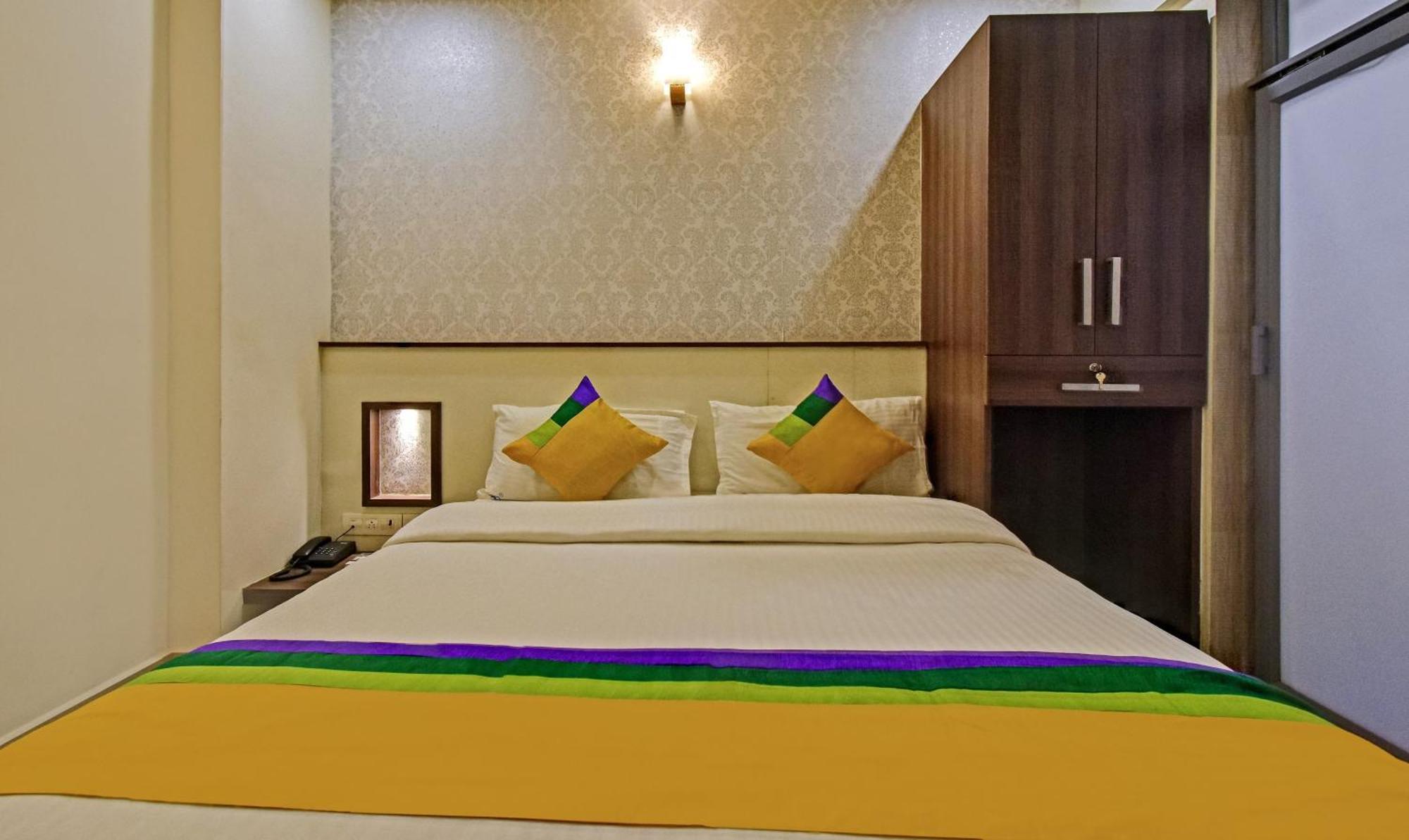 Itsy Hotels Deluxe Inn Chennai Luaran gambar