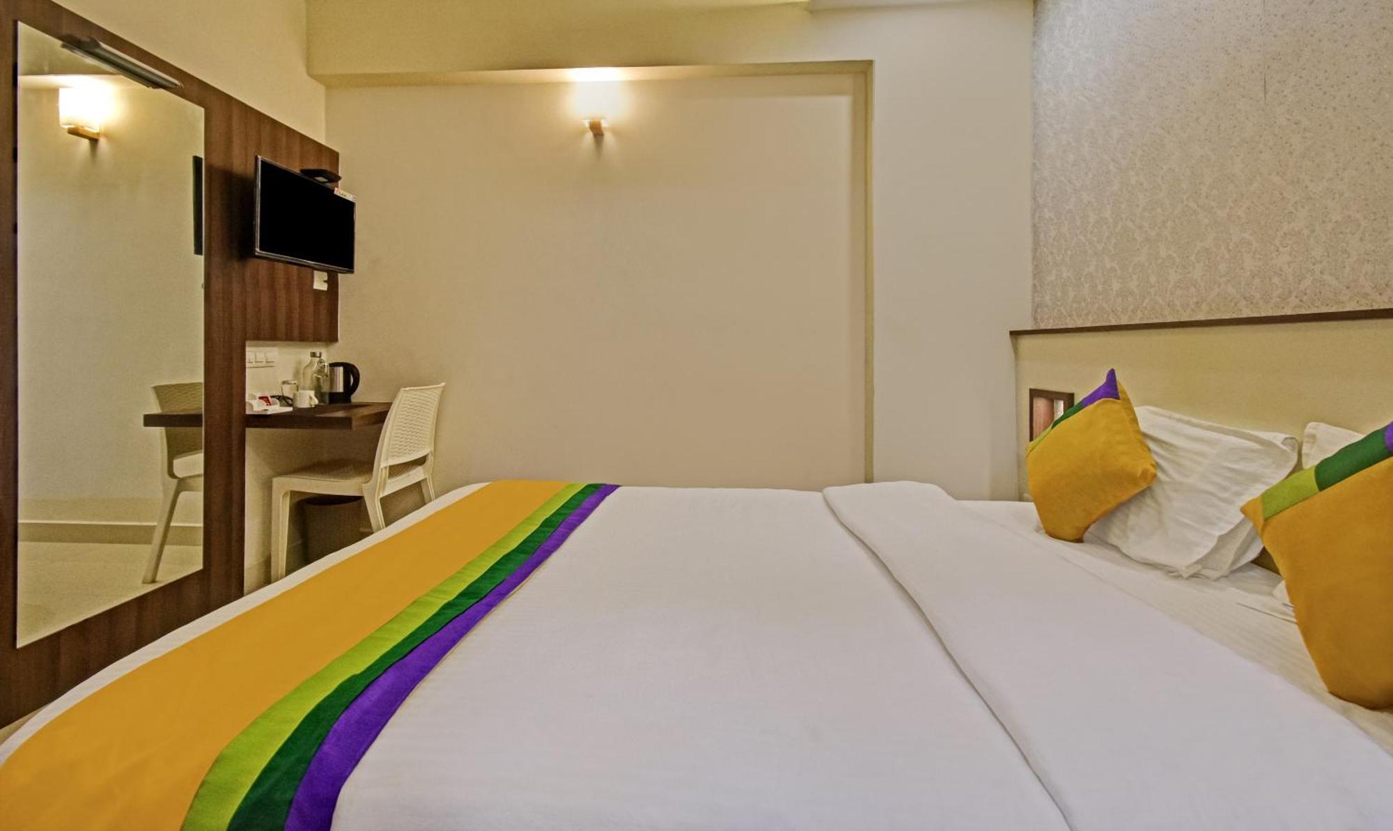 Itsy Hotels Deluxe Inn Chennai Luaran gambar