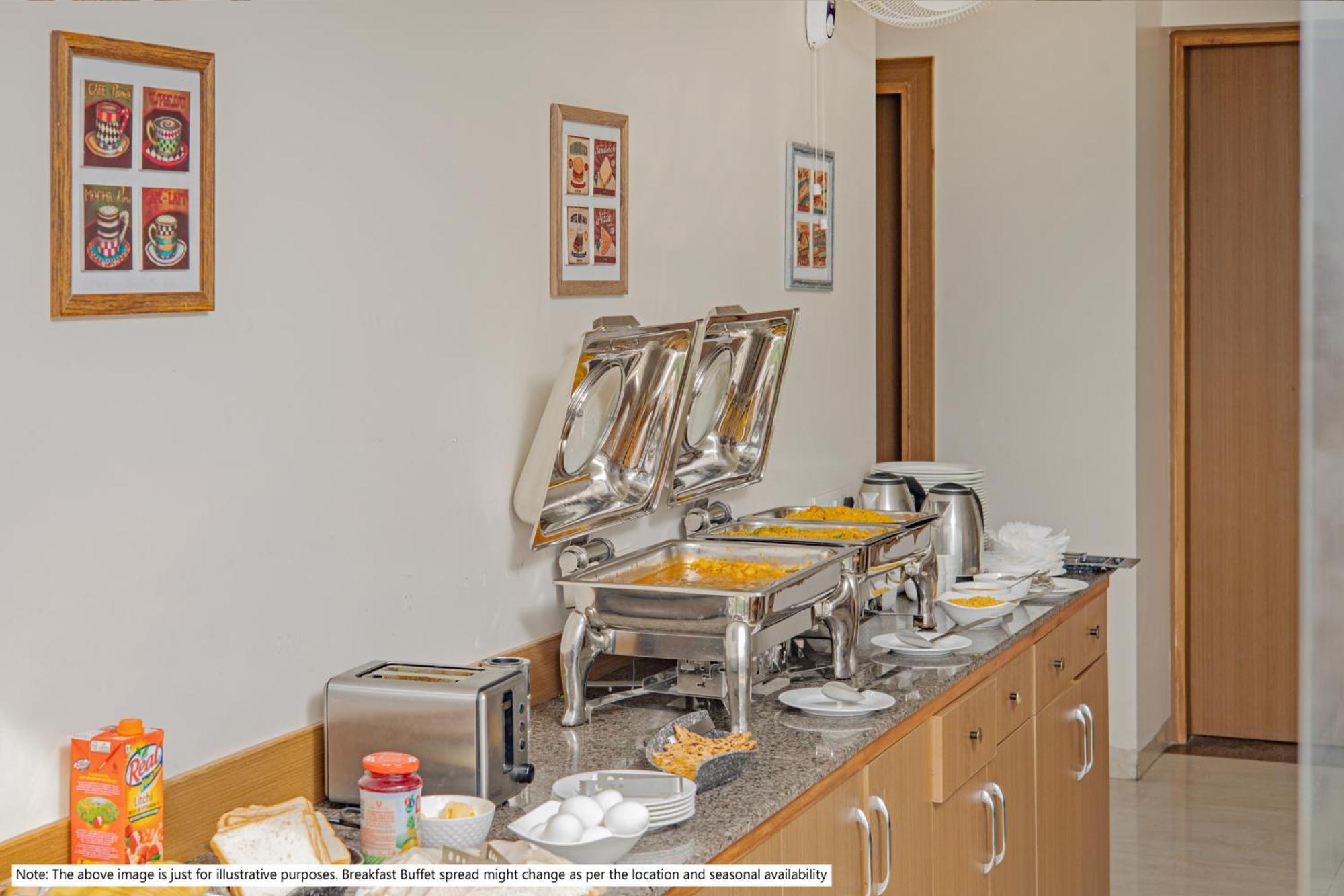 Itsy Hotels Deluxe Inn Chennai Luaran gambar